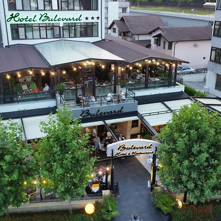 Hotel Bulevard Râmnicu Vâlcea Buitenkant foto