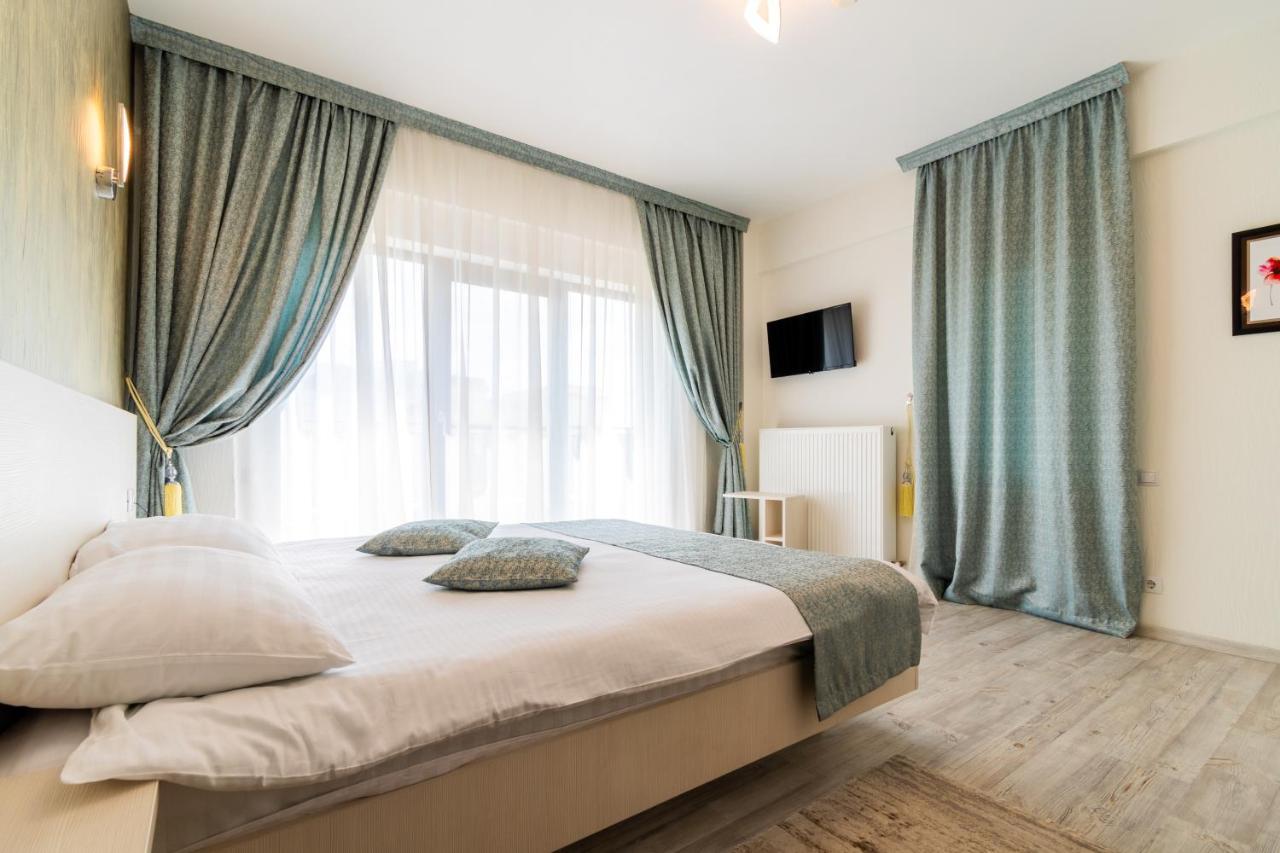 Hotel Bulevard Râmnicu Vâlcea Buitenkant foto